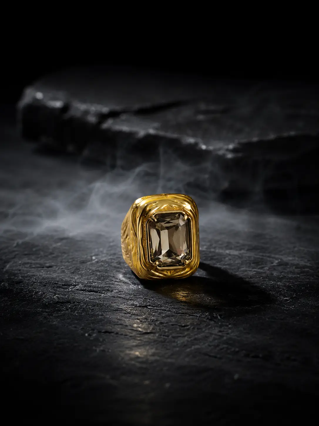 Aurelia Sculpted Gem Statement Ring - Image 3