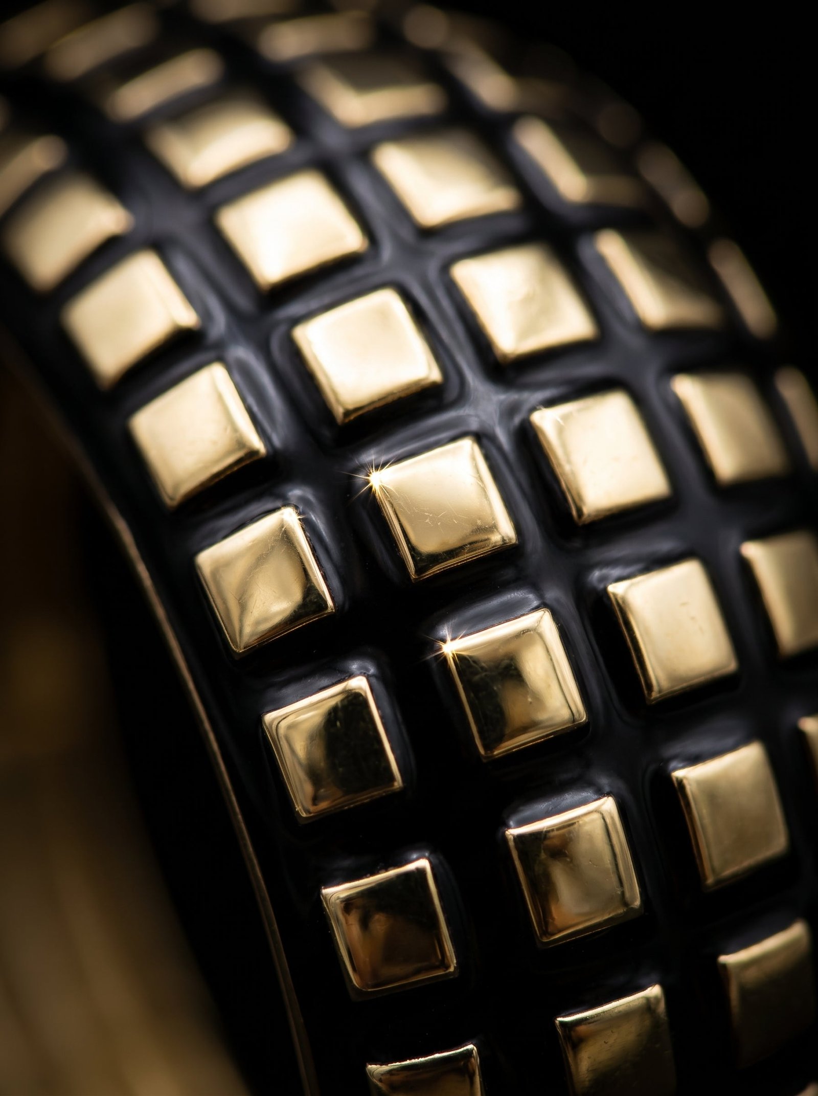 Noir Grid Statement Bangle - Image 2